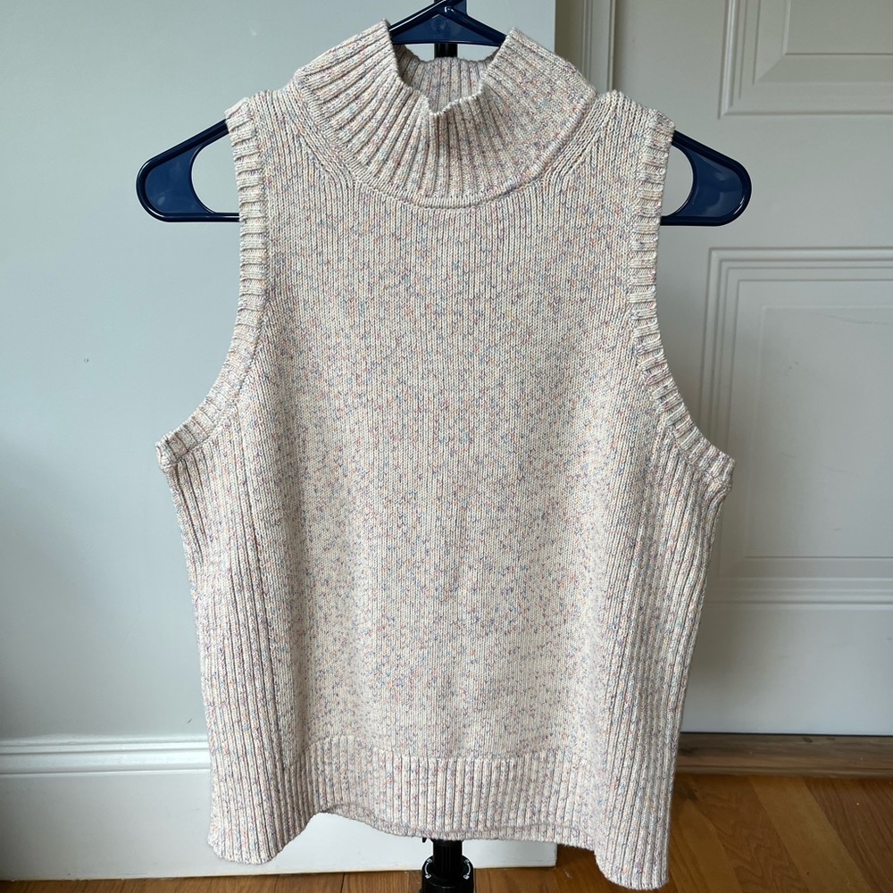 Gap turtleneck sweater vest tank